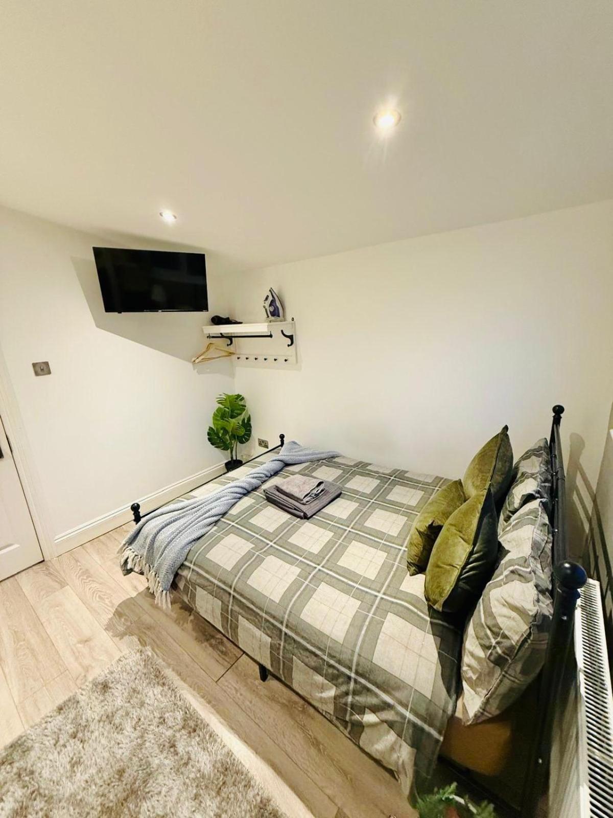 15 Min To Central London Guest Suites 22 Buitenkant foto